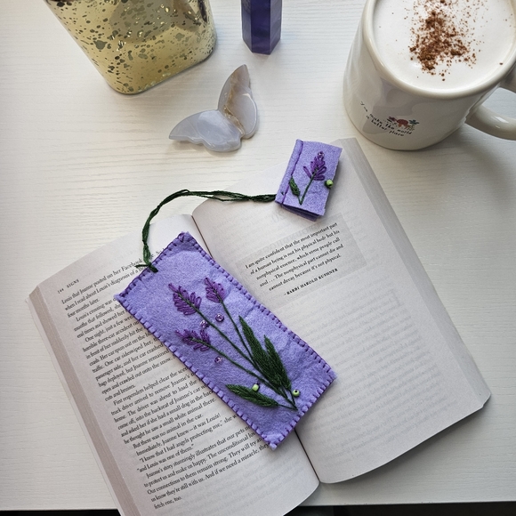 Lavendar Filled Embroidered Bookmark - Picture 2 of 6